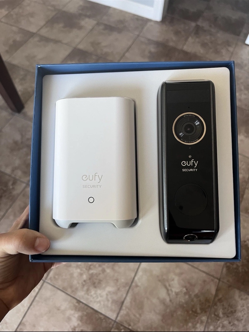 Eufy security Video Doorbell t8213 Base + Doorbell (no Cords Provided) 2K video